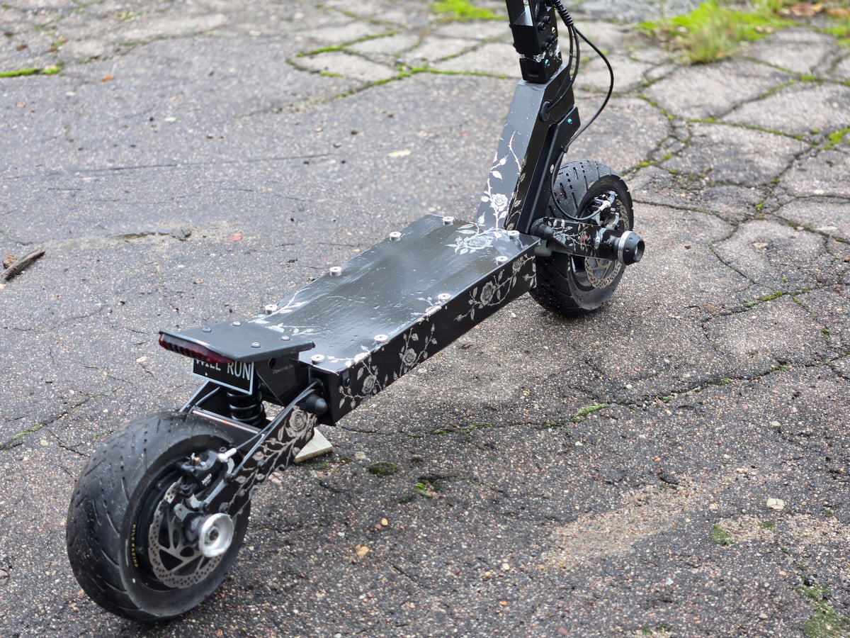 Electric Scooter wrap / graphics kit kukirin G2 G4 Ausom l1 – roses and vines